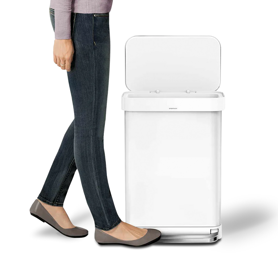 poubelle rectangulaire à pédale 55 litres, avec réserve à sacs